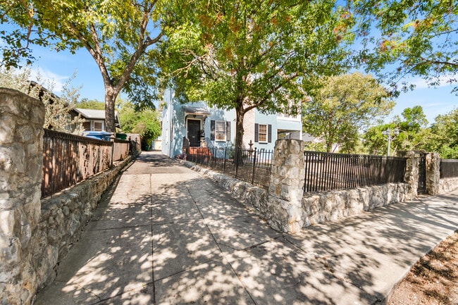 Building Photo - 235 E Huisache Ave