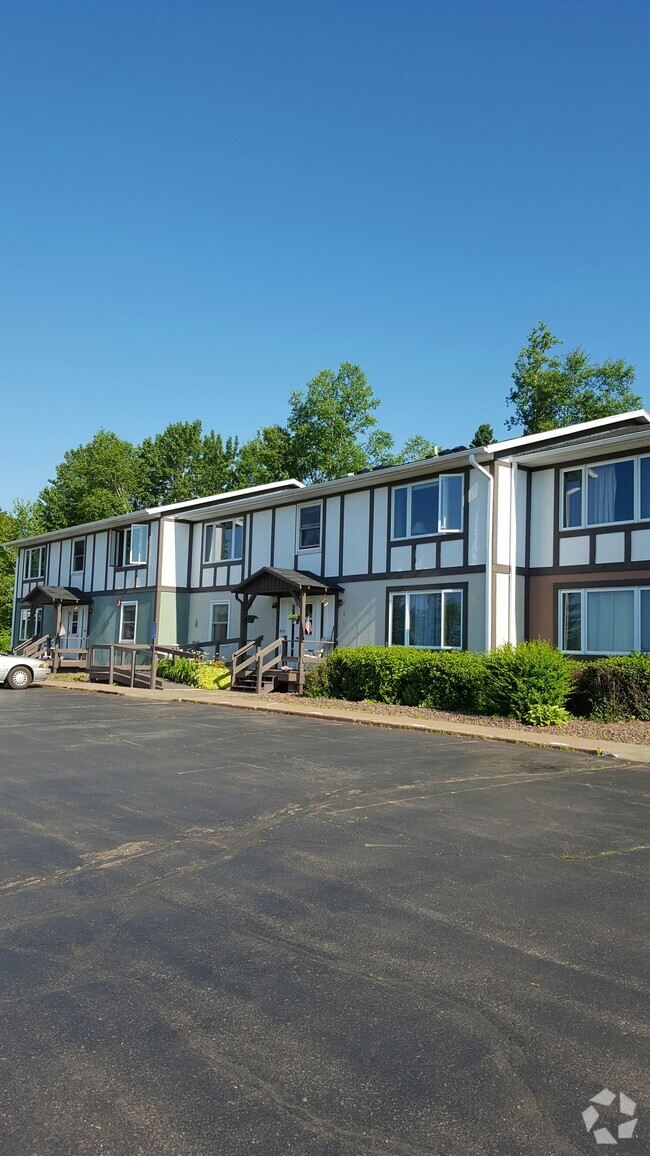 Building Photo - Grand Marais Apartments Inc.