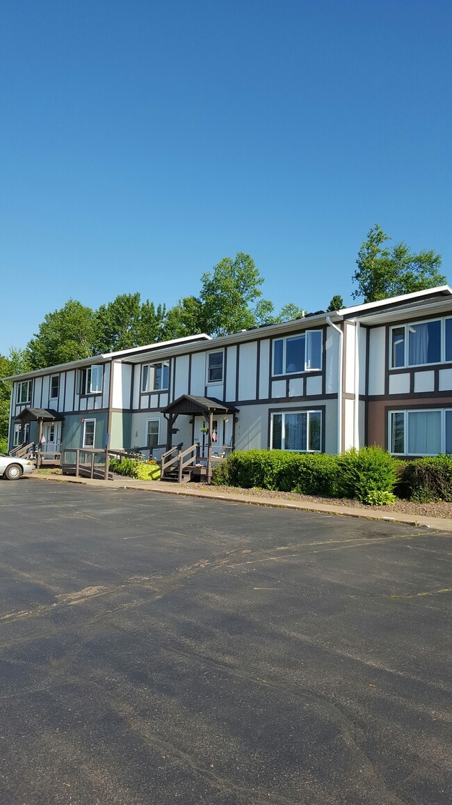 Building Photo - Grand Marais Apartments Inc.
