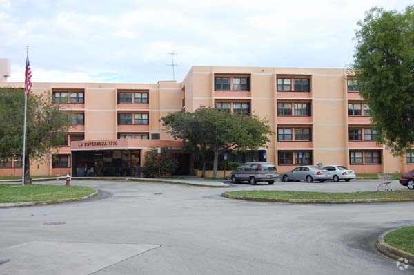 Primary Photo - La Esperanza Senior Rental