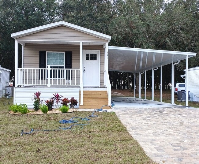 Building Photo - 341 Oak Harbor Camp