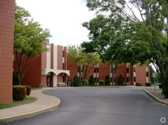 Building Photo - Jackson County Housing Rental