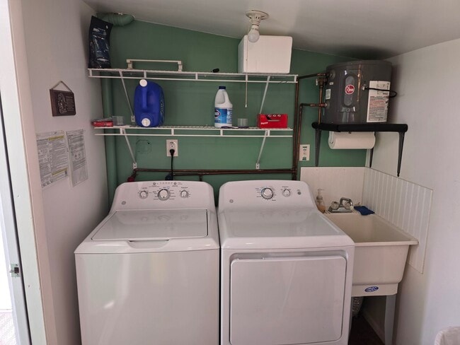 Building Photo - 6623 Arizona St