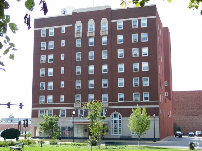 View from the east - Lincoln Douglas Apartments