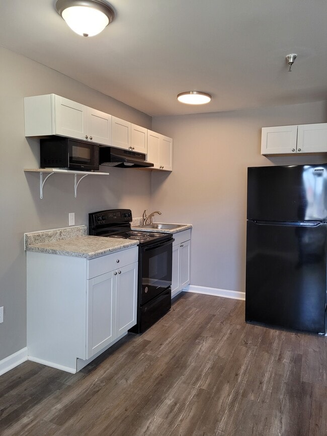 Harter House Anderson LLC Apartments Anderson, Indiana 10 units