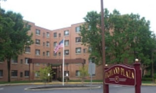 Primary Photo - Highland Plaza Rental