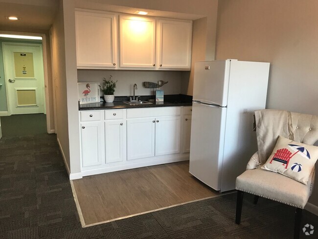 Building Photo - Osprey Manor Independent Senior Living Rental