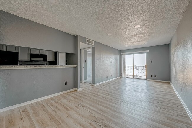 Photo - 2830 S Bartell Dr Unit 311 Condo