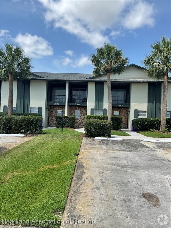 Building Photo - 3641 Edgewater Dr Rental