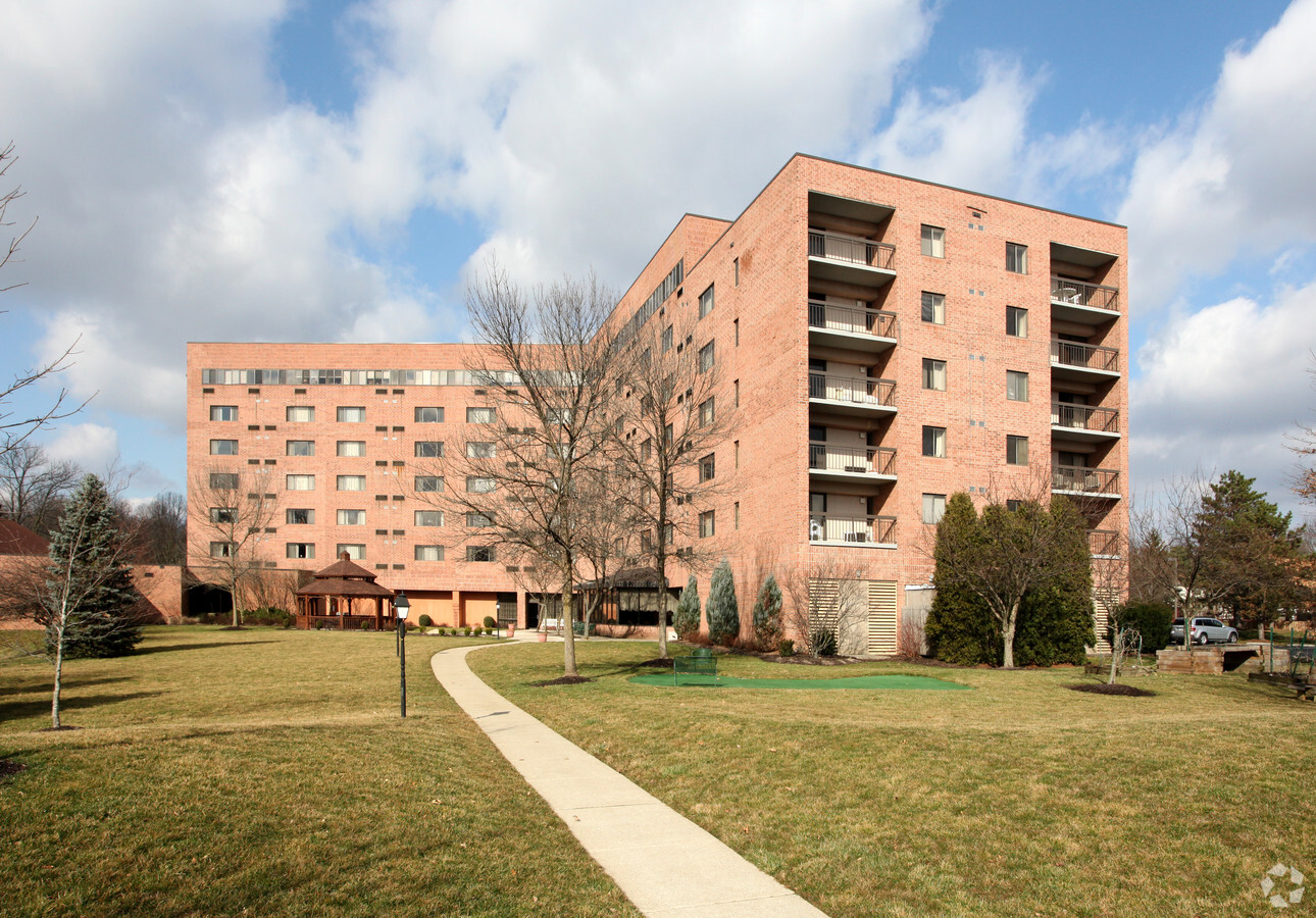 Photo - Worthington Christian Village Apartments