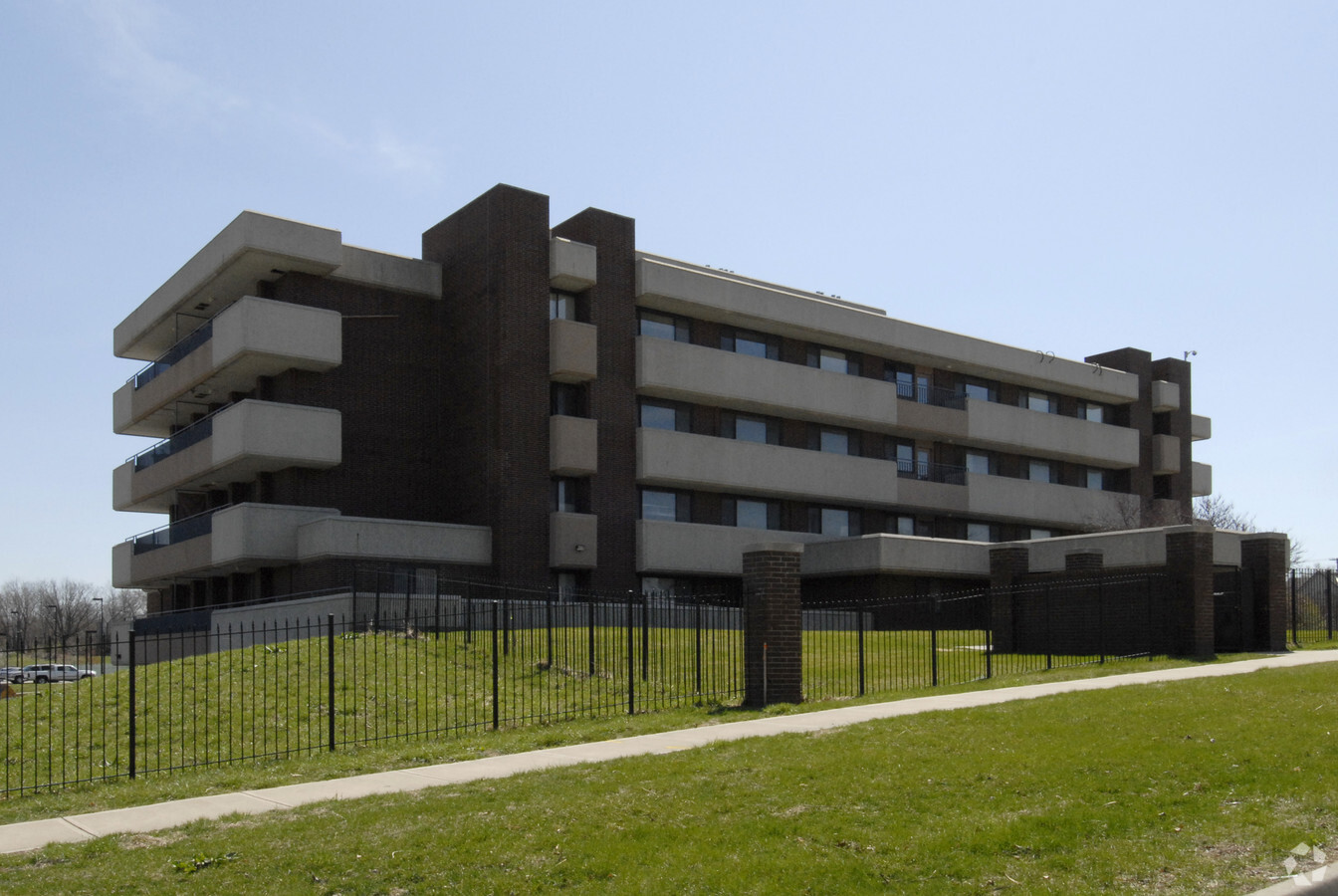 Martin Luther King Village Apartments - Martin Luther King Village Apartments