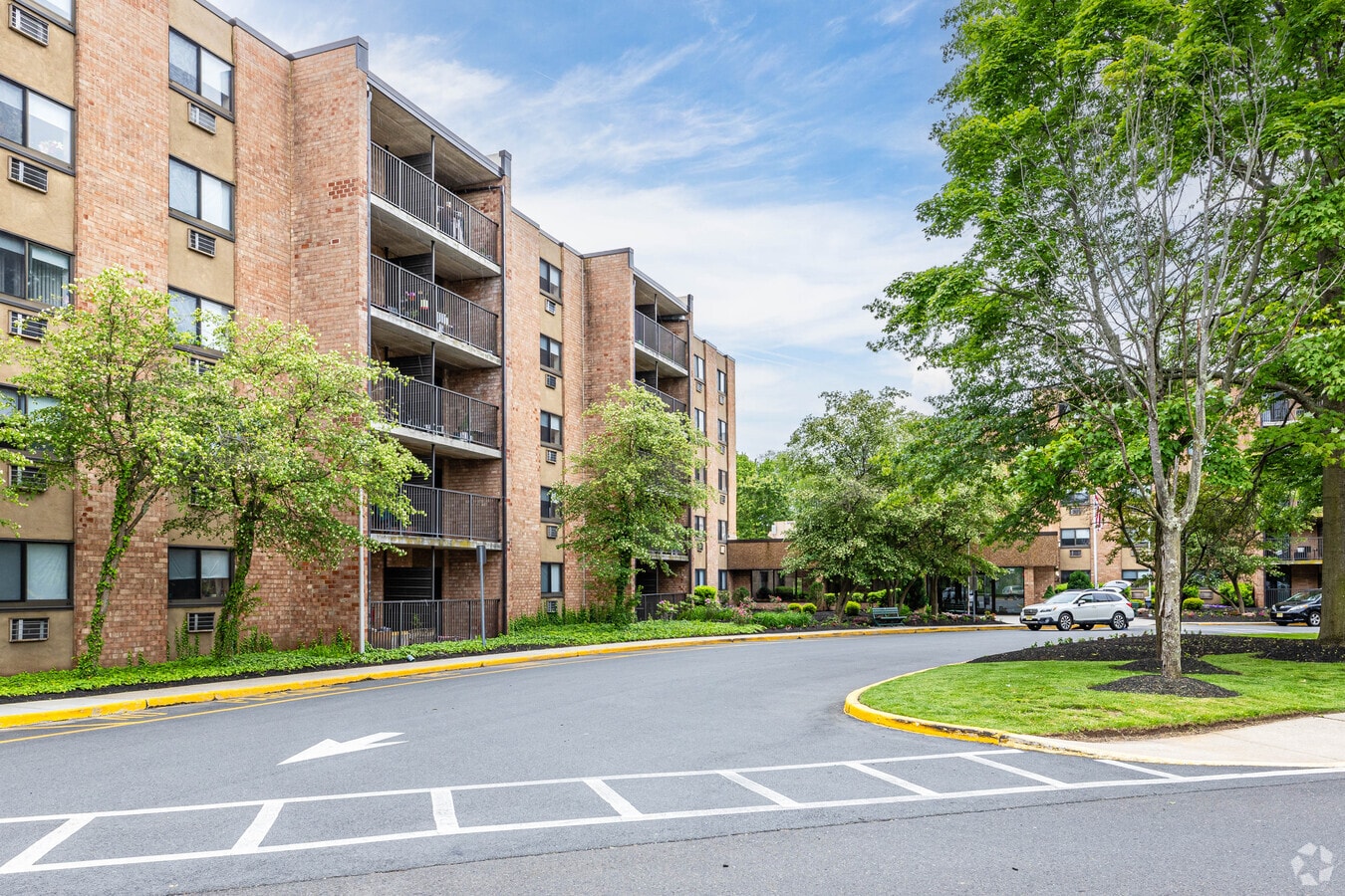 Photo - Menlo Manor Apartments