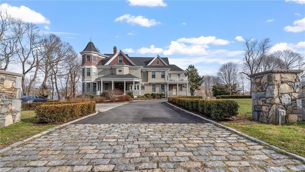 567 Bristol Ferry Rd Rental Portsmouth, Rhode Island 1 unit