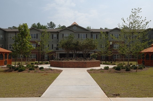 Primary Photo - Woodbridge at Parkway Village Apartments