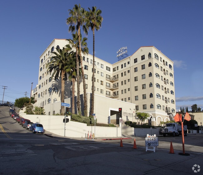 Building Photo - Castle Argyle Apartments