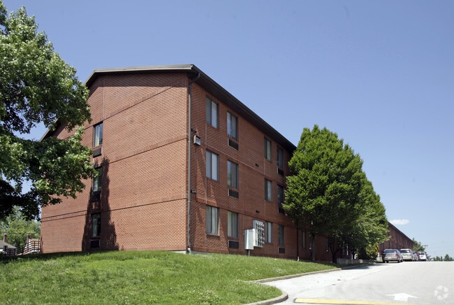 Primary Photo - St. John Neumann Apartments