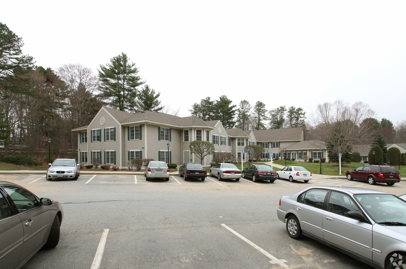 Photo - Primrose Crossing / Primrose Village Apartments