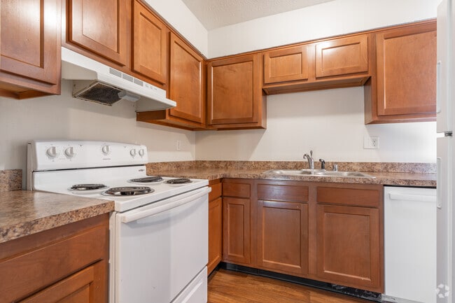 Building Photo - Auburndale Apartments