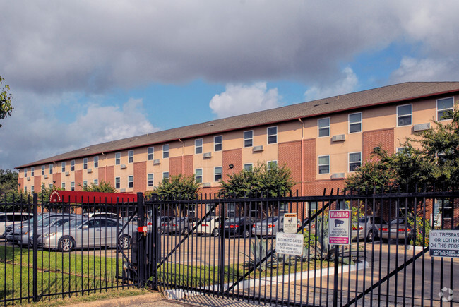 Building Photo - Lakeview Place Apartments