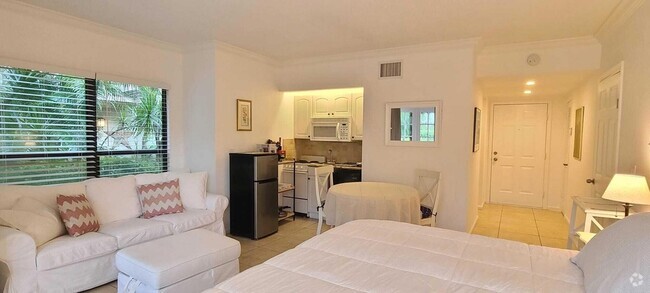 Building Photo - 11863 Wimbledon Cir Rental