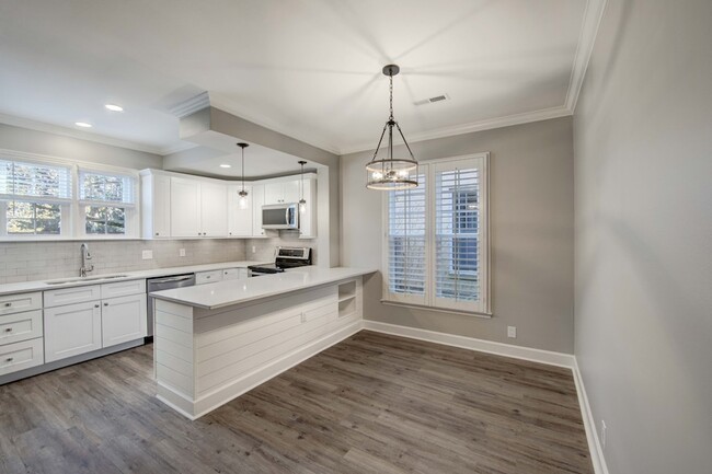 Photo - 1129 W Main St Rental