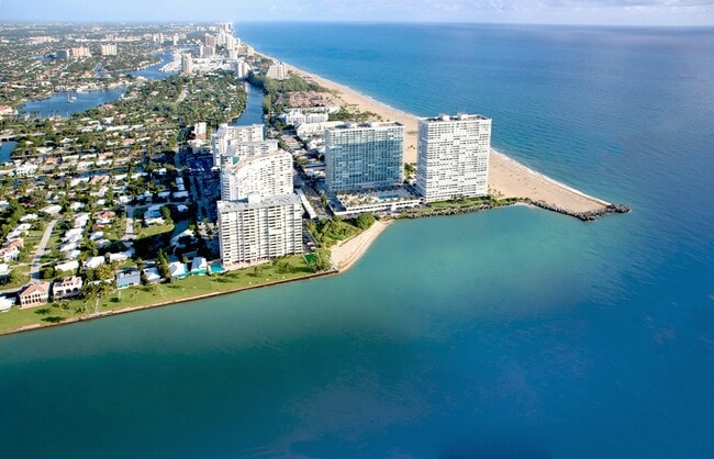 Building Photo - 2100 S Ocean Dr Rental