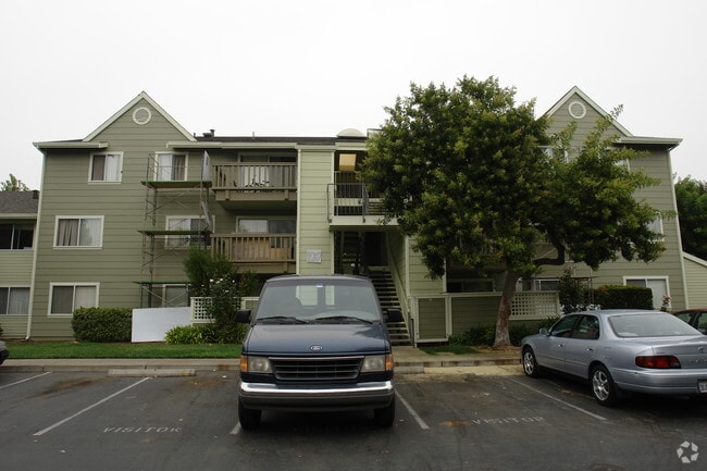 Building Photo - Sequoia Manor Rental
