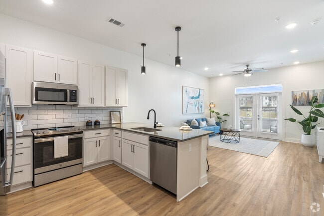 Building Photo - Oak Grove at Blake Farm Rental