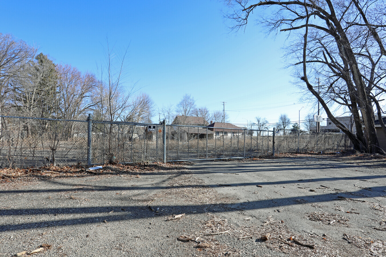 March 2022 - Avenue Square Senior Apartments