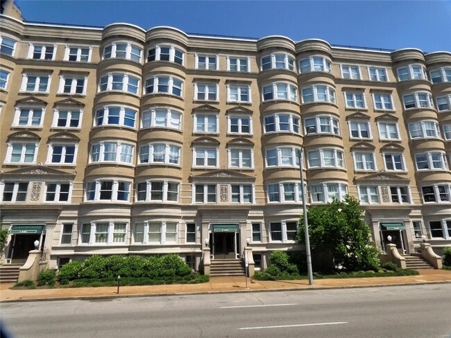 Photo - 14 S Kingshighway Blvd Unit 7 Condo