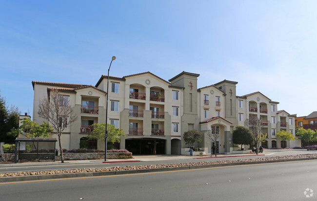 Building Photo - Montevista Senior Rental