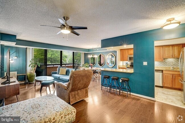 Building Photo - 2230 George C Marshall Dr Rental