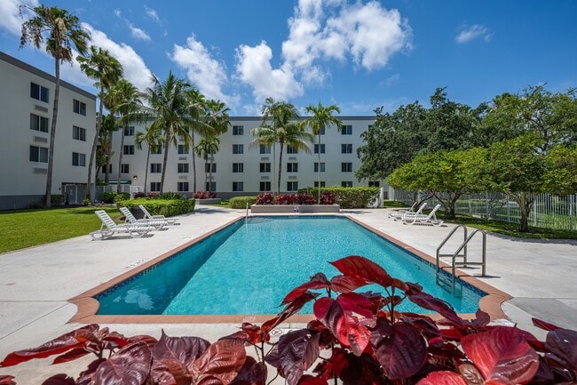 Building Photo - Riverview House Rental