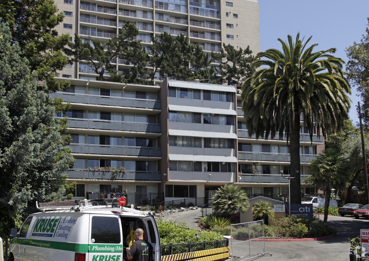 Photo - Glen Brook Terrace Apartments