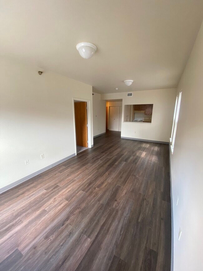 The Seminole Apartments Indianapolis, Indiana 8 units available