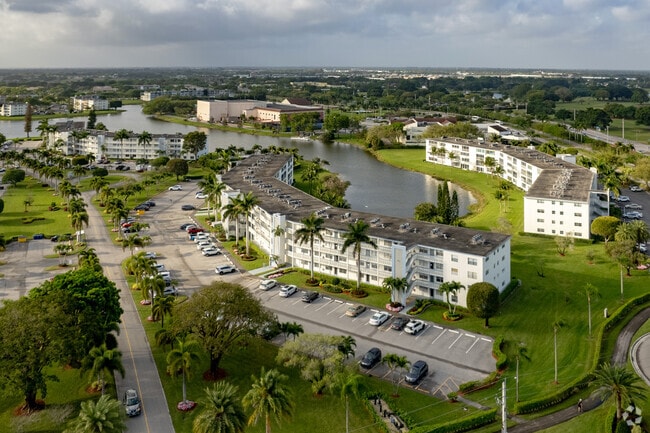 Century Village At Boca Raton - Century Village At Boca Raton