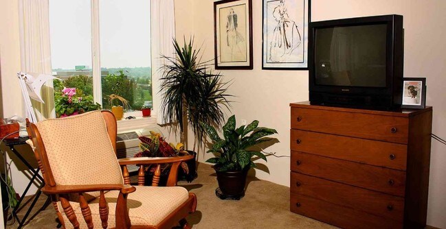 Interior Photo - Solstice Senior Living at Columbia Rental
