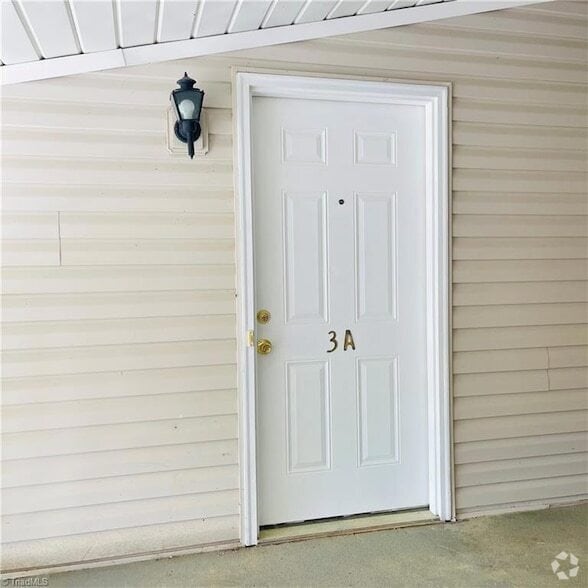 Building Photo - 903 Hanahan Ct Rental