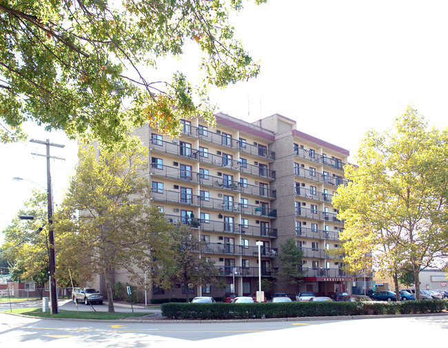 Building Photo - Harrison High Rise Apartments