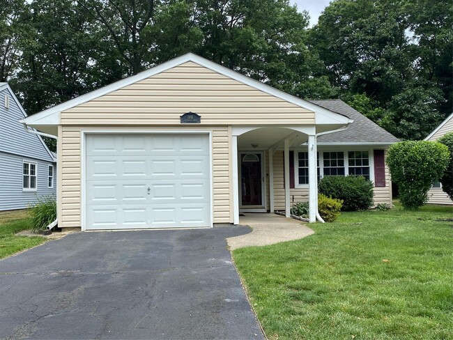Photo - 188 Canterbury Dr Rental
