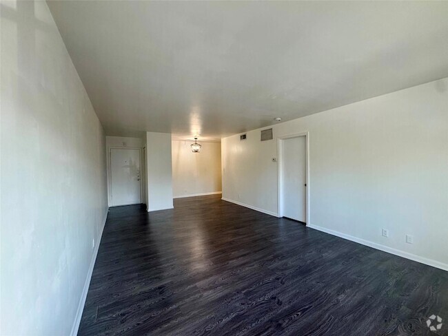 Building Photo - 12 NE 19th Ct Rental