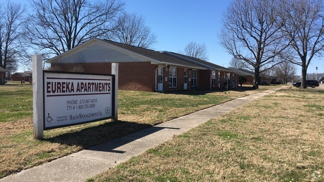 Building Photo - Eureka Apartments