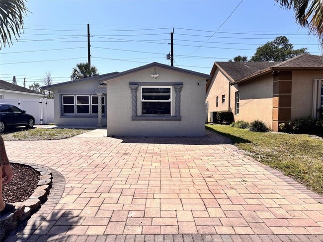 Photo - 2910 NW 6th Ct Rental