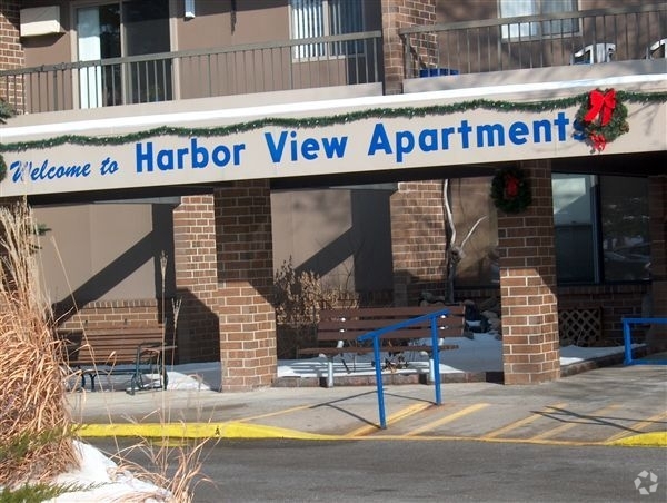 Building Photo - Harbor View Apartments