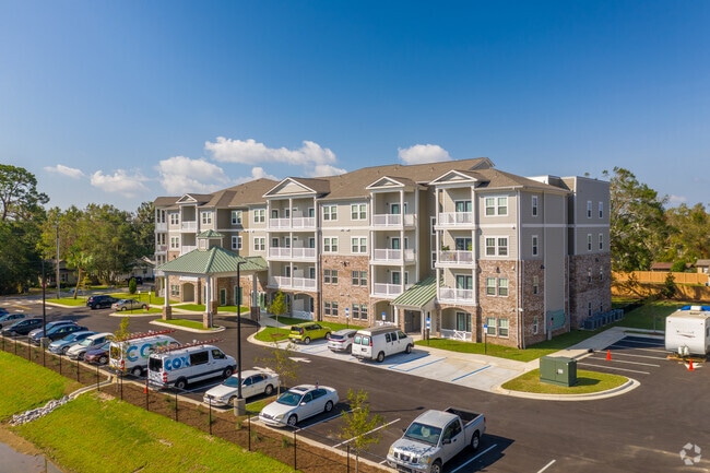 Brownsville Manor Senior - Brownsville Manor Senior Apartments