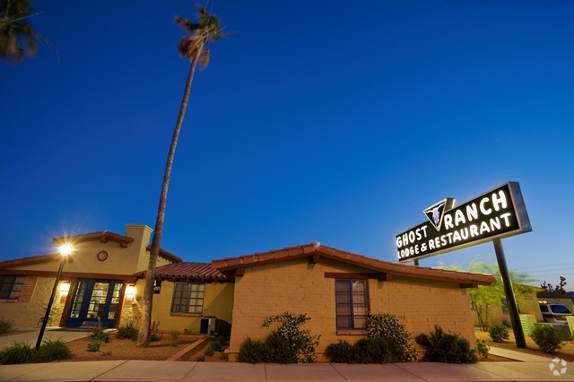 Building Photo - Ghost Ranch Lodge Rental