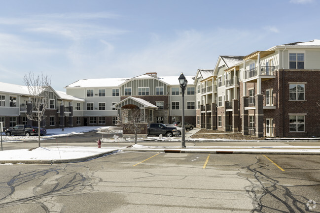 Building Photo - Heritage Lake Country Senior Living Rental