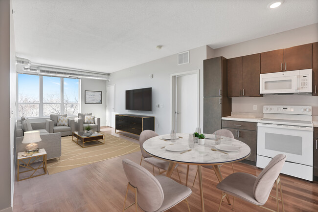 Building Photo - The Parkway Rental