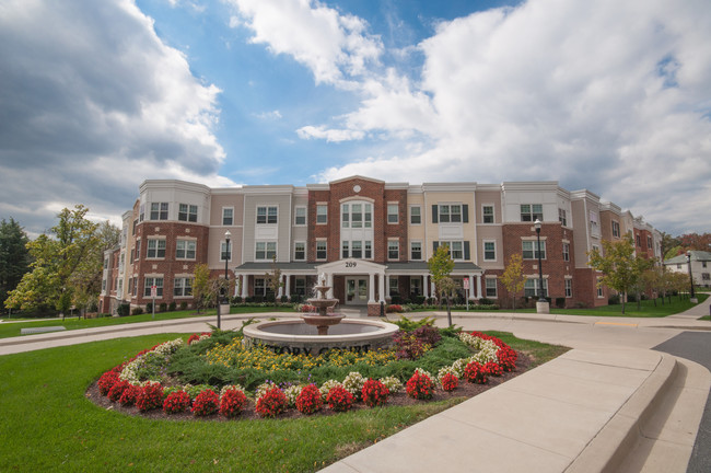 Victory Court Senior Apartments - Victory Court Senior Apartments