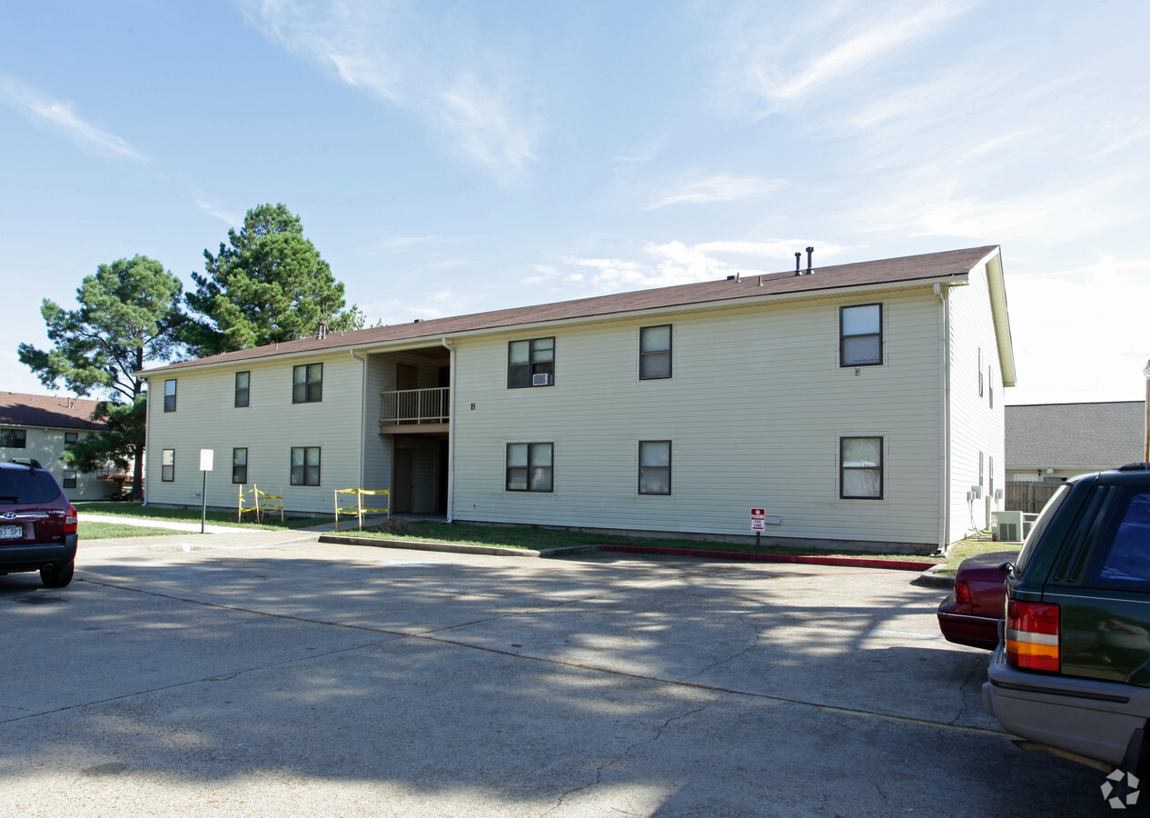 Photo - Pine Ridge Apartments